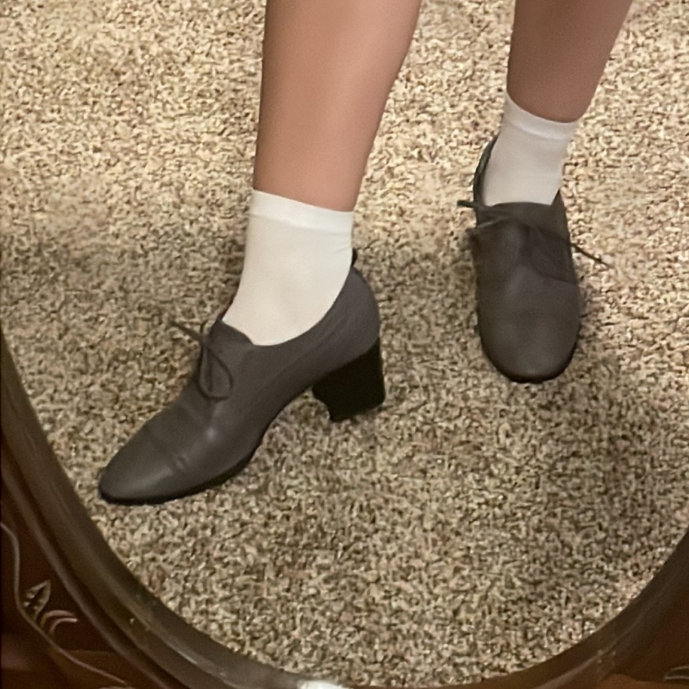Franco Sarto oxford grey shoes - 7.5 EUC